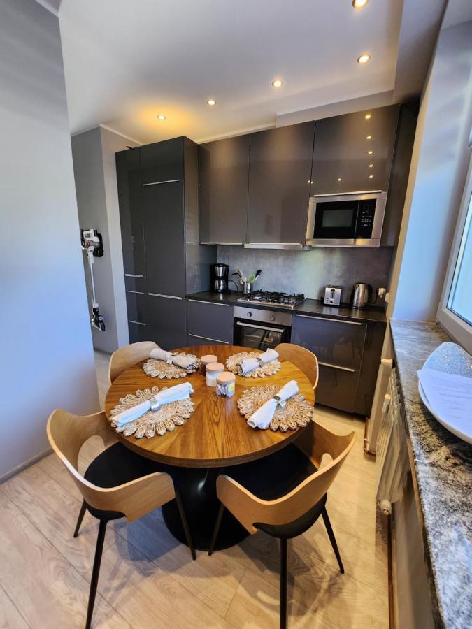 The Mirrors Apartment โซพอต ภายนอก รูปภาพ