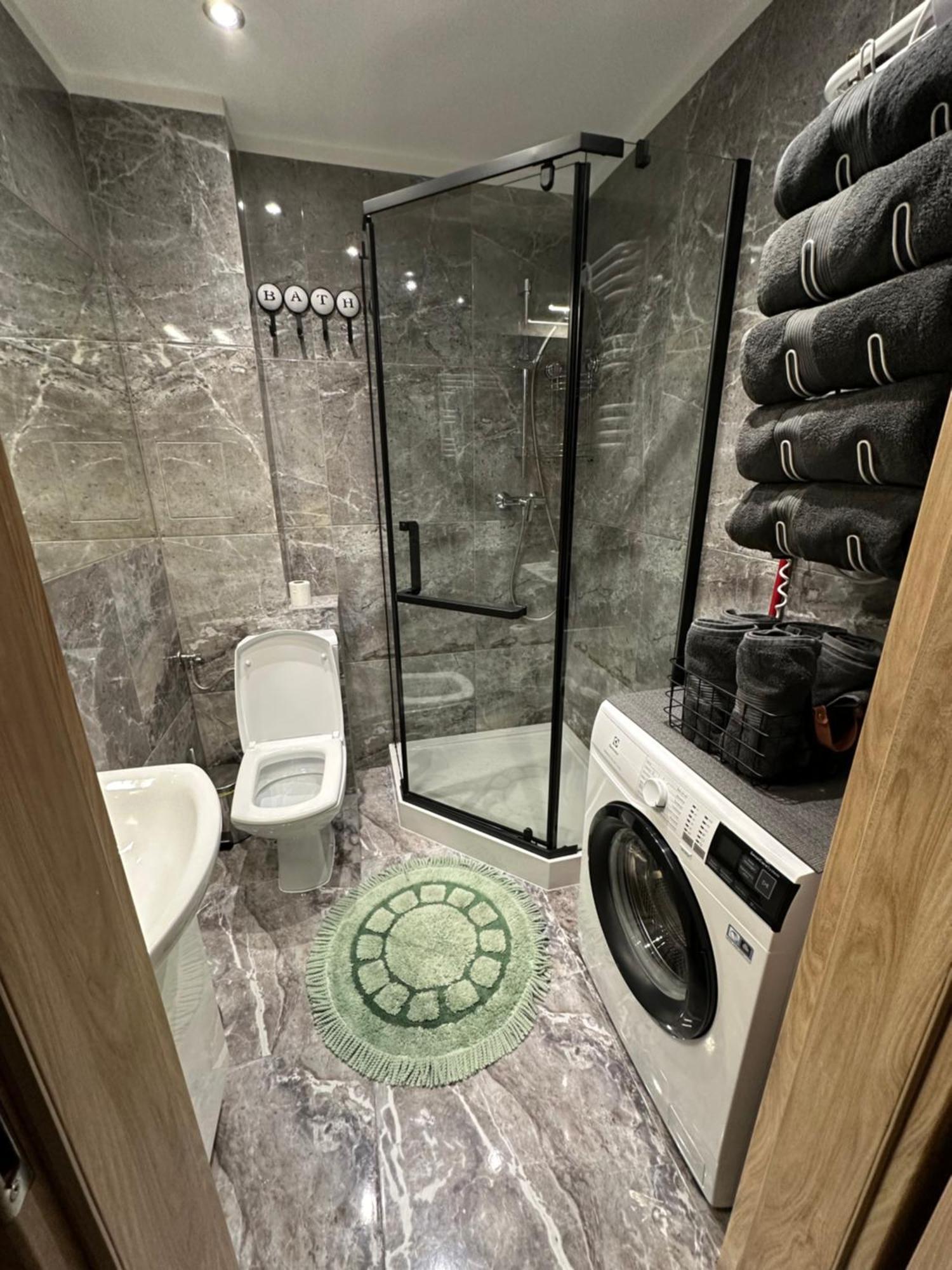 The Mirrors Apartment โซพอต ภายนอก รูปภาพ
