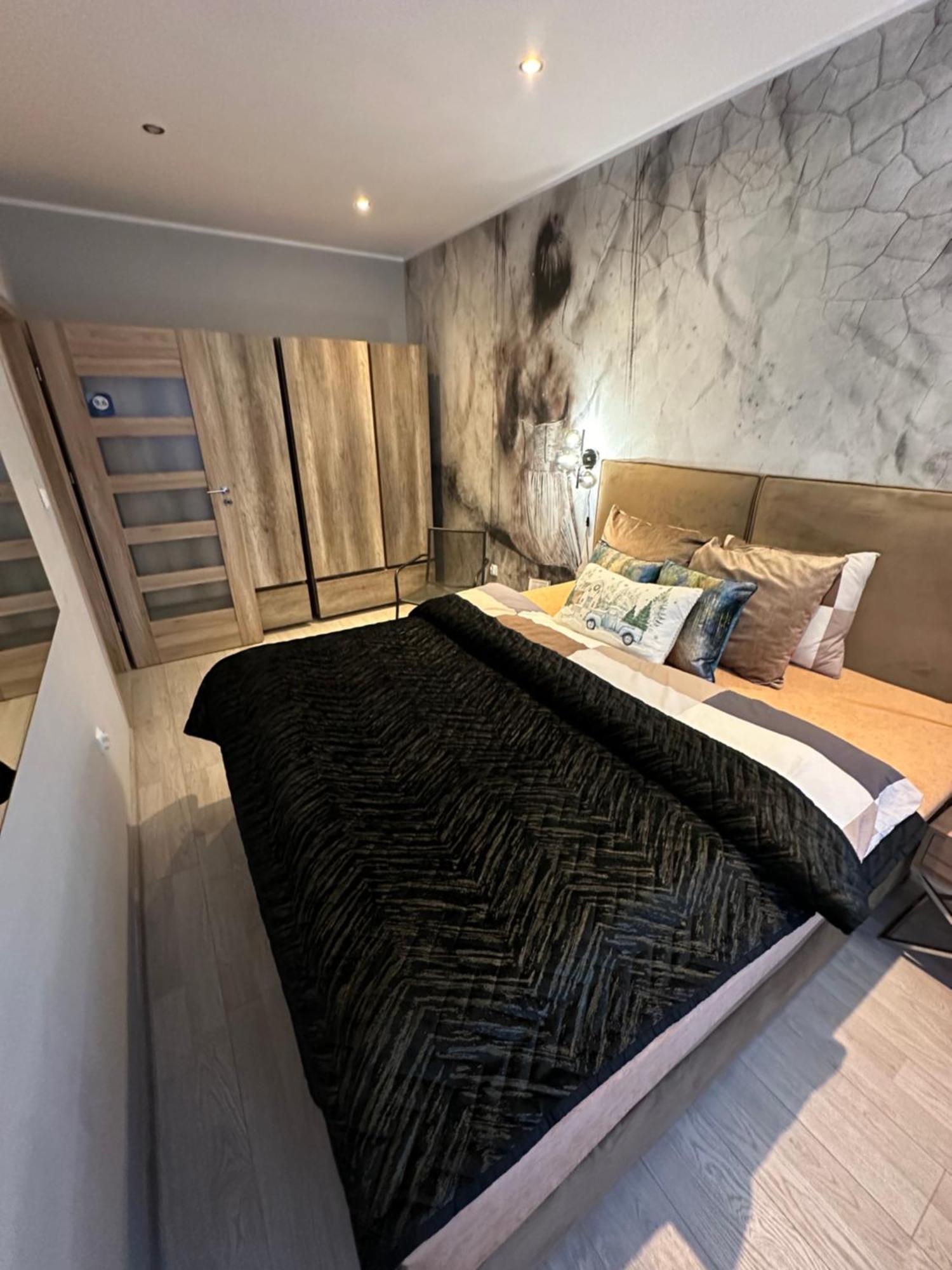 The Mirrors Apartment โซพอต ภายนอก รูปภาพ